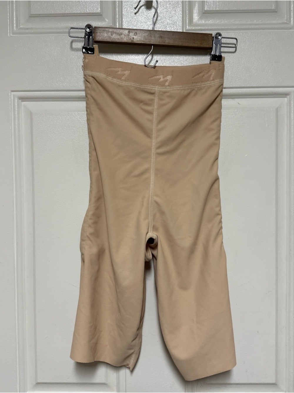 Marena Women's Recovery High-Waist Compression Zip-Up Shorts Size Large